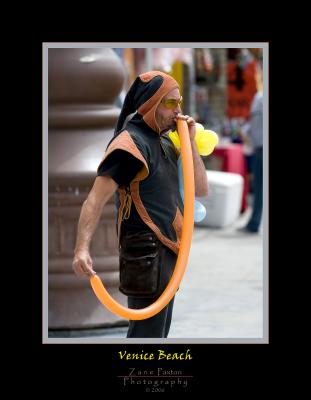g3/07/12807/3/59119490.BallonMan1.jpg