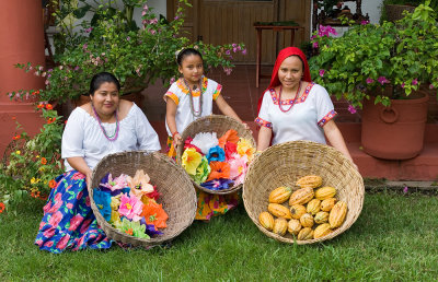 Mayan Cacao Girls