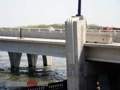 apr_2010_seconnector3.jpg
