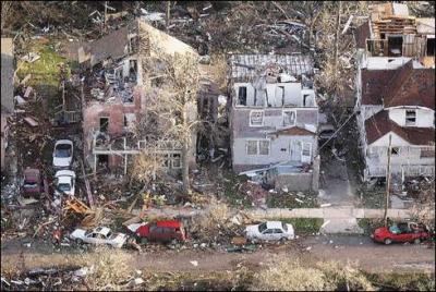 tornadodamaged houses.jpg