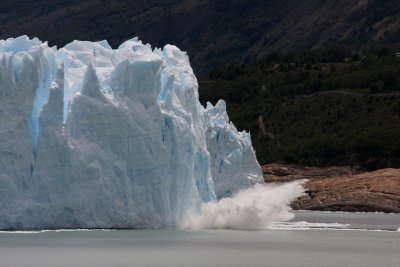ice breaking off Moreno Glacier 3/3