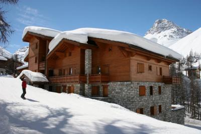 this is where we stayed - right on the piste!