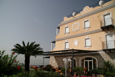we stayed in hotel Luna