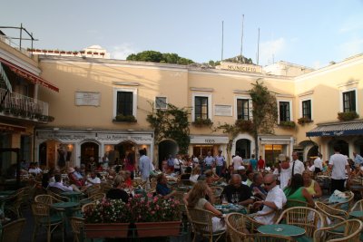 La Piazzetta - the centre of Capri town