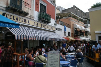 streets of Capri