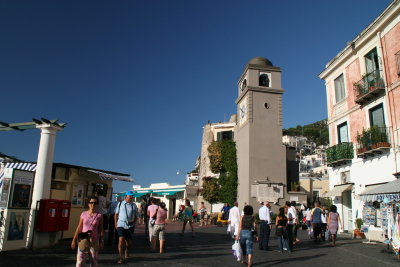 back to Capri town