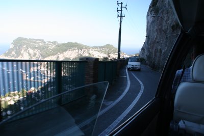 narrow cliffside road back to Capri town