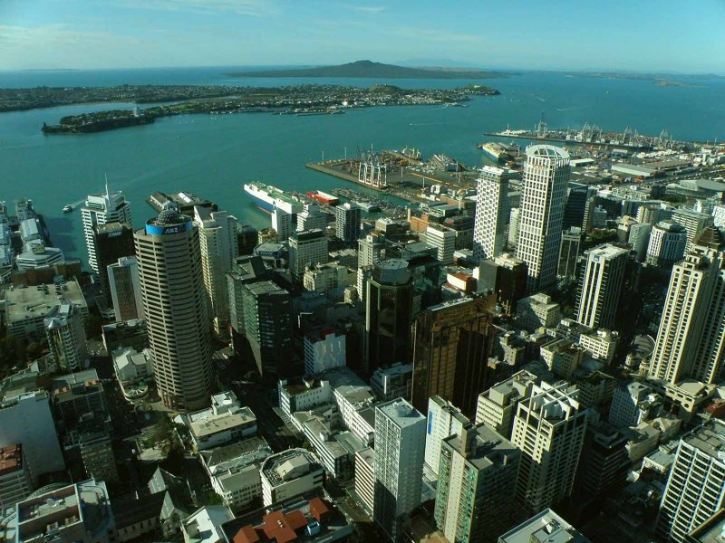 Sky Tower 01.jpg