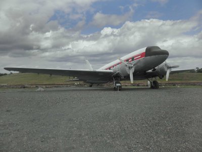 Douglas DC3.jpg