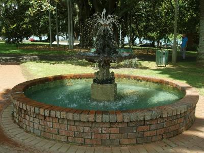 Fountain 1.jpg