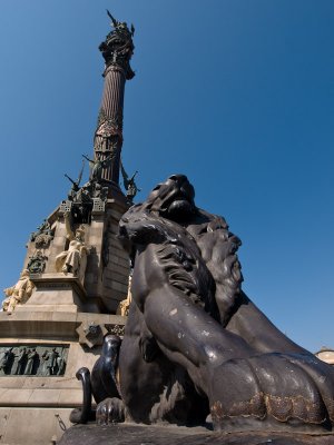 Columbus monument - by endika