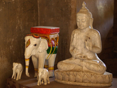Buddha and elephants - Geophoto