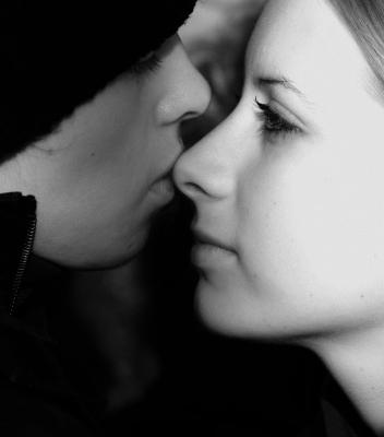 g3/07/527607/3/57269367.36344275.50_ylove_gd_crop3_4w_bw.jpg