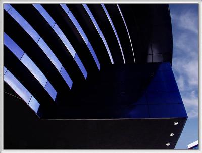 g3/07/527607/3/58514523.NewGuthrieTheater.jpg