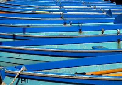 Lignes bleues de bateau, by Kev.