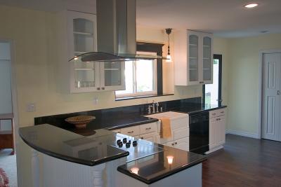 Kitchen Bar Area
