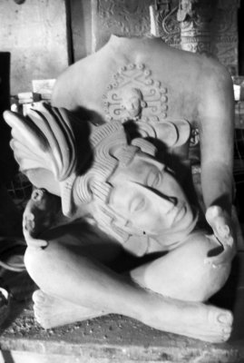 figure in Arte Maya Gallery,Ticul, Yucatn(p: qarrtsiluni)