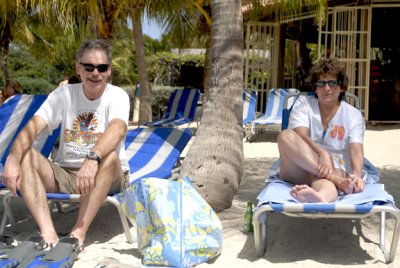 Left Coast Roger & Cindy, Curacao