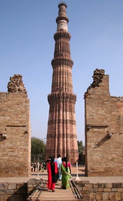 Q u t b  M i n a r, Delhi India