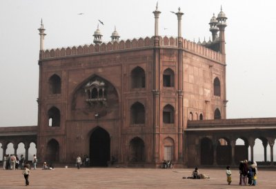 The Masjid-i-Jahan Numa, East Gate