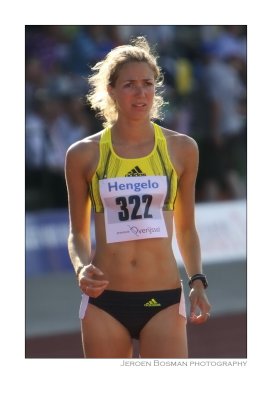 Yvonne Hak