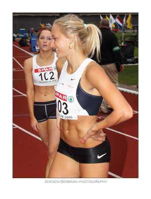 Jade Maclaren (l.) & Maris Mgi (r.)