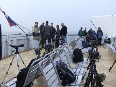 Vogelaars op de boot naar Vlieland