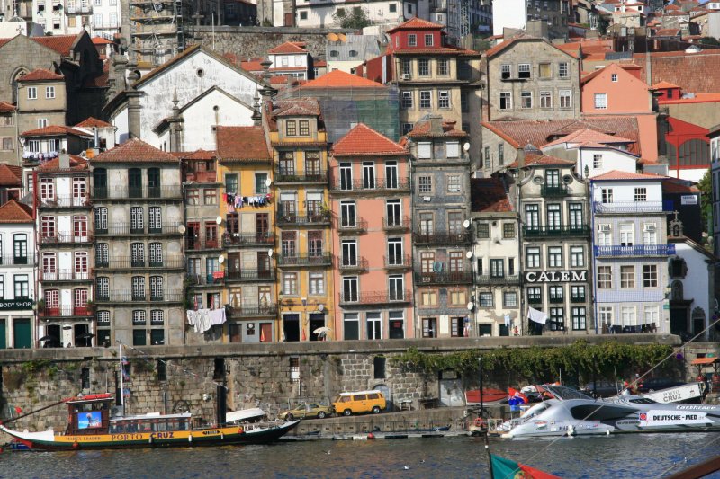 Contrasts...Boats and architecture