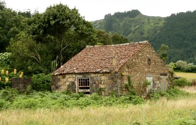 Quite old barn building