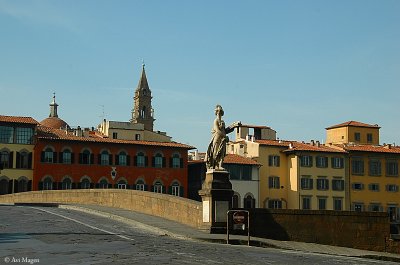 Ponte Santa Trinita (Firenze, Italy)
