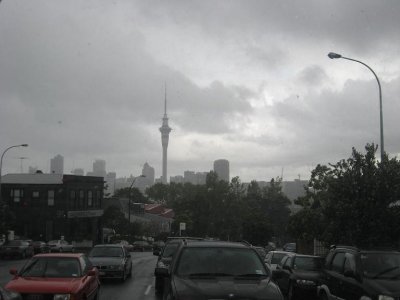 Auckland, w tle Sky Tower, 328 m n.p.m.