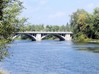 Cummings Bridge over the Rideau River