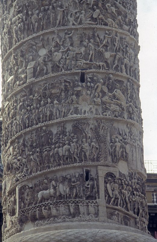 Rome Fora Trajanus Column 012.jpg