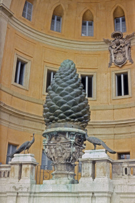 Vatican Museum 1982 011.jpg