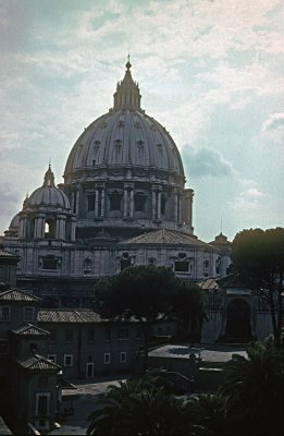 Vatican Museum 1982 086.jpg