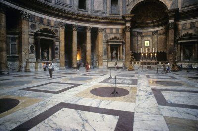 Pantheon 1988 014.jpg