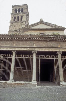 S. Giorgio in Velabro  001.jpg