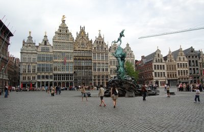 Antwerp Main Square.JPG