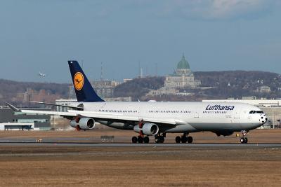 Airbus  A340 arriving in Montreal