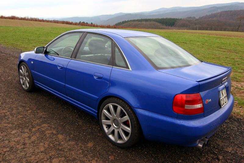 Nogaro Blue Audi S4 Ring Parking Lot 2.jpg