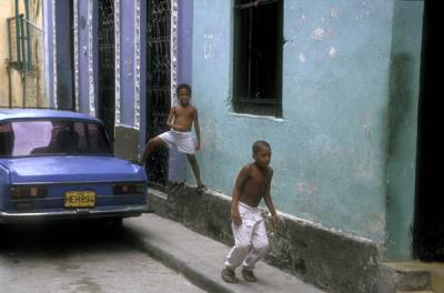 kids playing in the streets 5