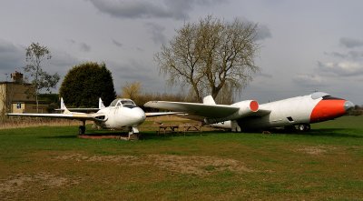 Canberra and Vampire 2