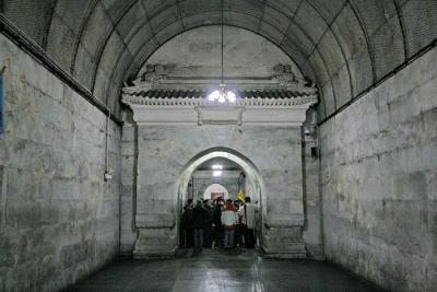 Mings Tomb-Inside