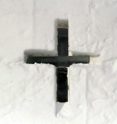 Cross of ice