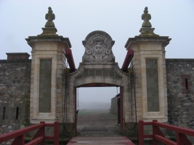 5_8_Entrance gate at Louisburg Fortress.JPG