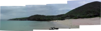 DSCN5992_panorama_Floreana Isl_organic sand beach.JPG