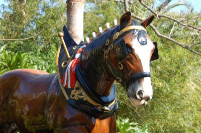 Another view of the horse statue
