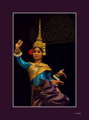 08 Danza Apsara 1.jpg