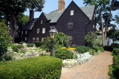 Salem-House of the Seven Gables 1.jpg