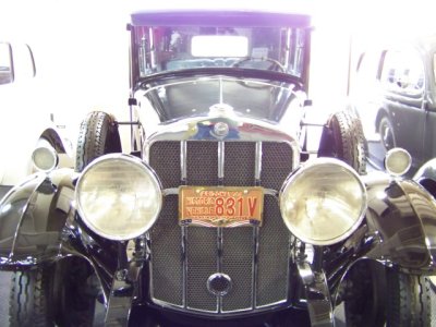 Antique and classic car show<BR>at the Riverside